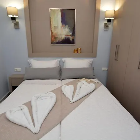 Chic Living 4 شقة كافالا